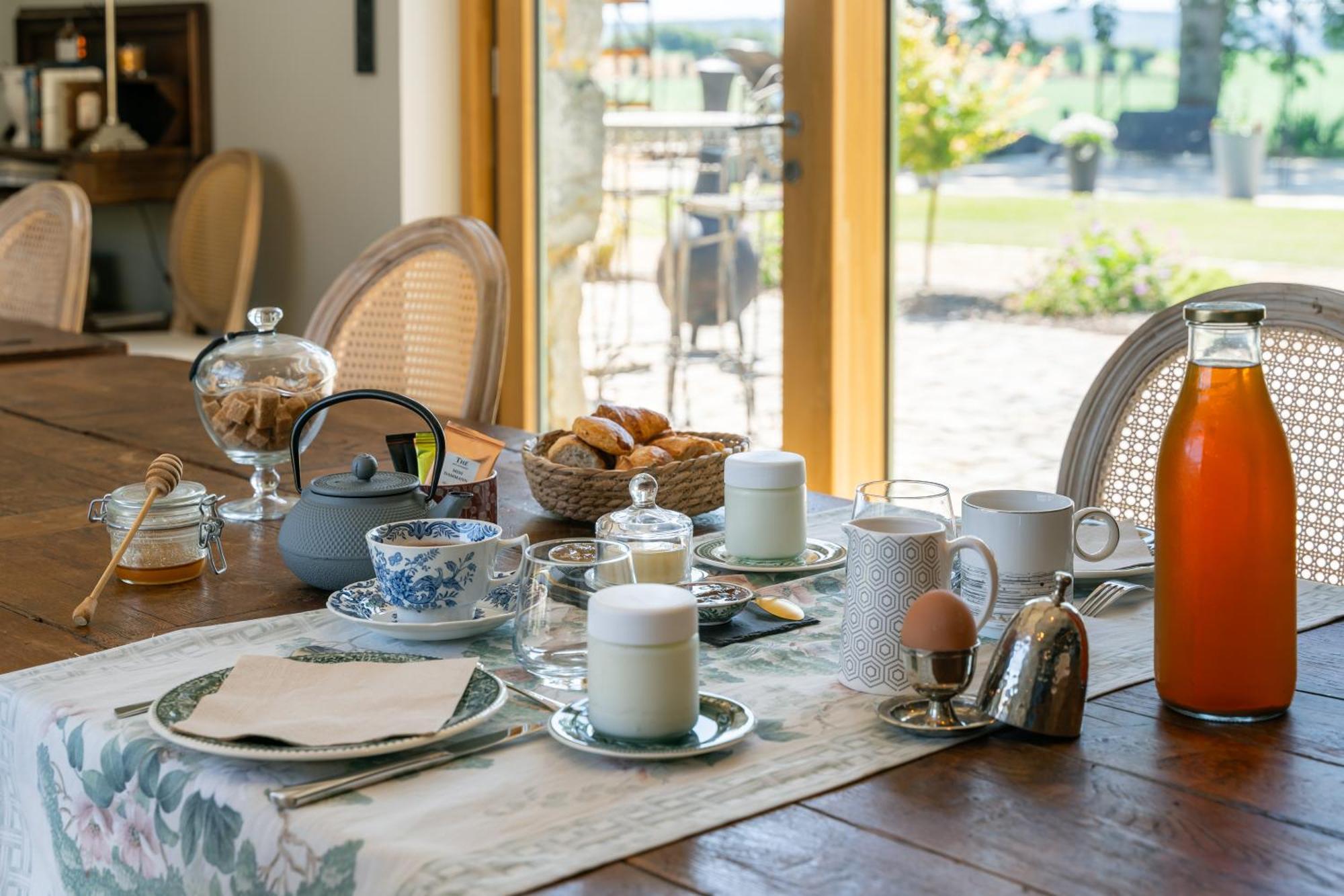 Demeures & Chateaux Le Clos Luly Bed & Breakfast
